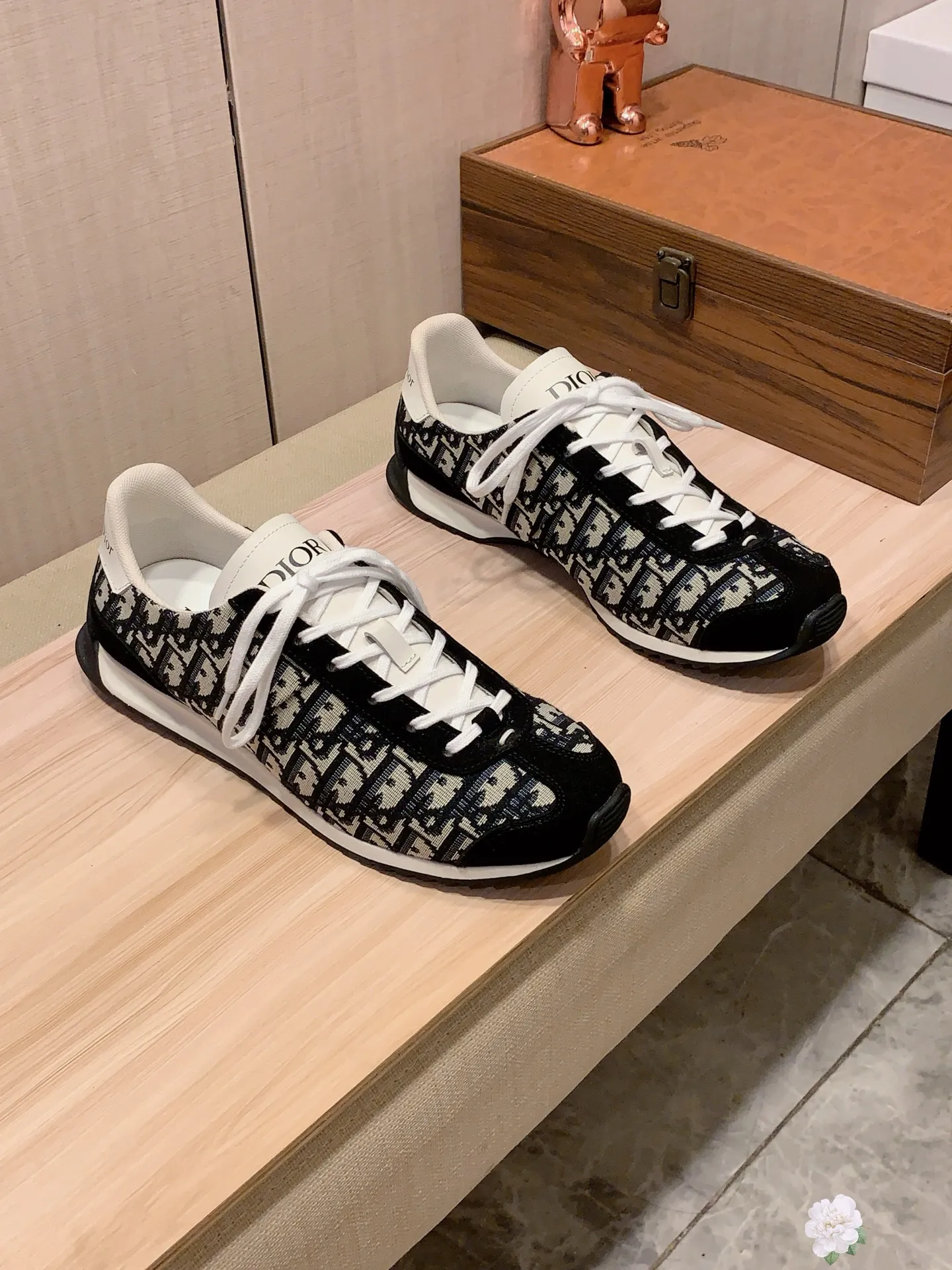 Men's Men's Shoes💰442💰💰🎩🎩[Lightning][Lightning] "Dior DIOR*" The latest and most popular casual shoes, top brand [seduce] luxury ~ purchasing agency, top ~ quality. [Strong] The upper is made of imported breathable cowhide with woven material ➕ breathable sheepskin feet (•) and fine workmanship. The original stylish and stylish soft rubber wear-resistant and non-slip outsole is light and comfortable on the feet. The real thing looks better when photographed in real life. 413: Code: 35-44, 45.46 can be customized, 8️⃣ colors selected